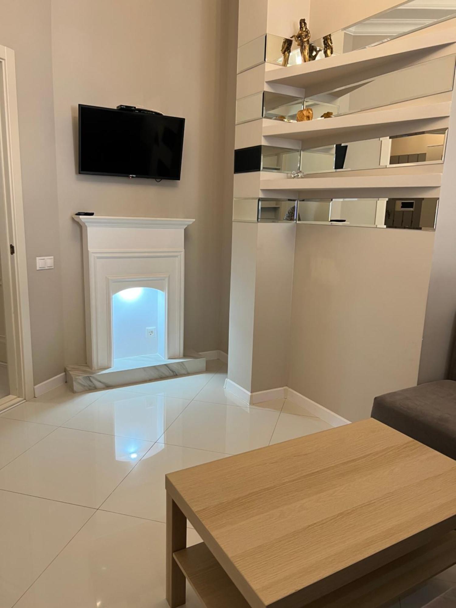 Luxury Exclusive Apartments Skyhouse Exfactor Kischinau Exterior foto